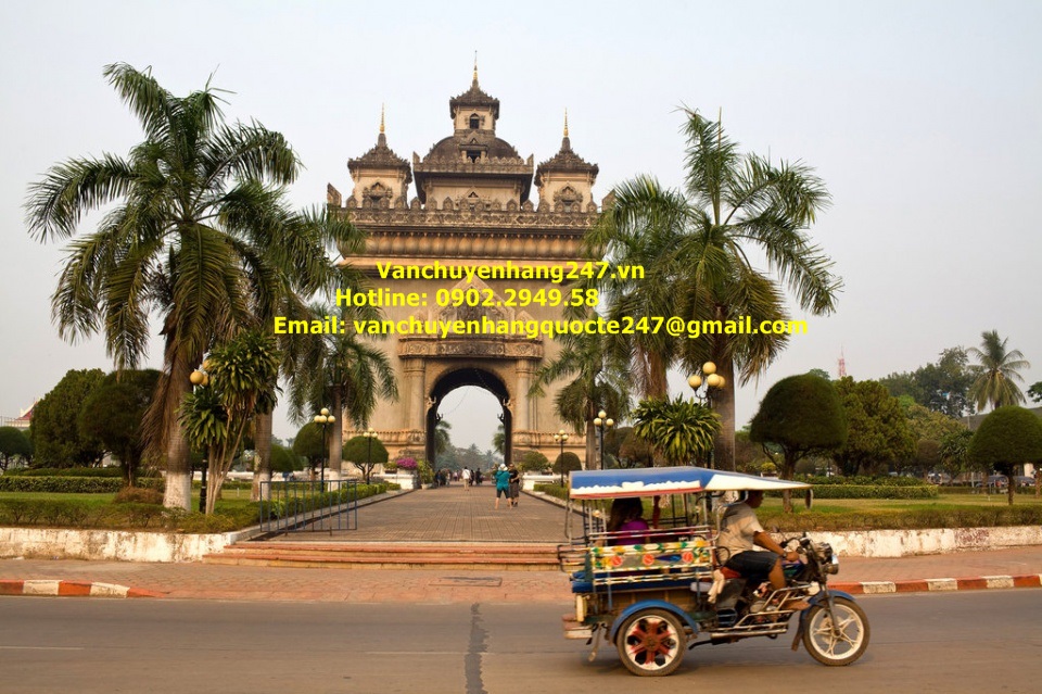 Chuyển phát nhanh qua Lào bao thủ tục